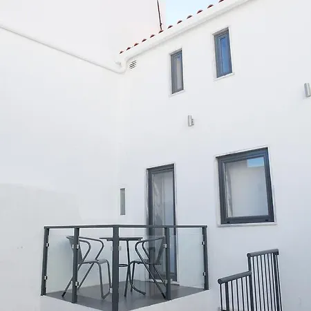 Apartment Santa Marinha Lisbon